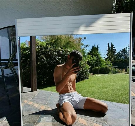 aladdintwink model exclusive img