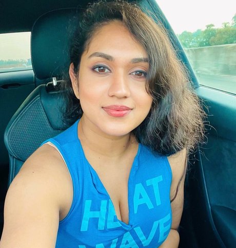 Nimesha Jayarathne thumbnail