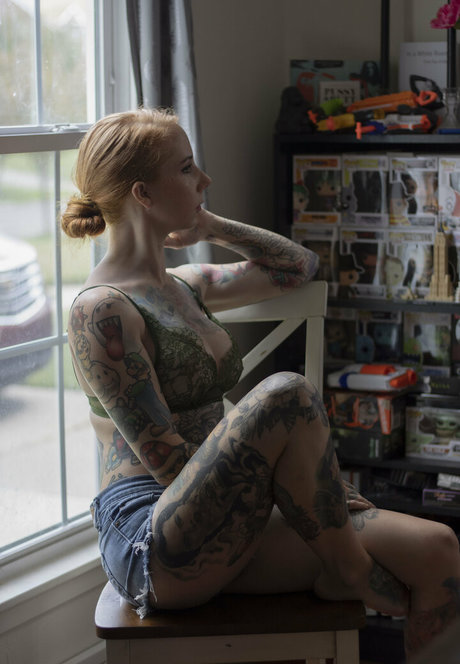 bobbibamf nudes model galleries