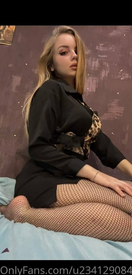 flora belll top actress galleries