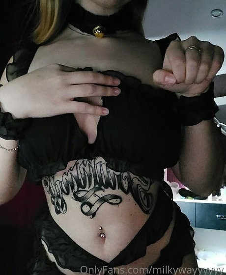 flora belll star erotic photo