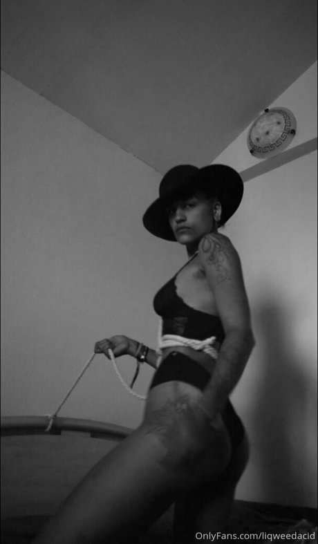 liqweedacid nude actress photos
