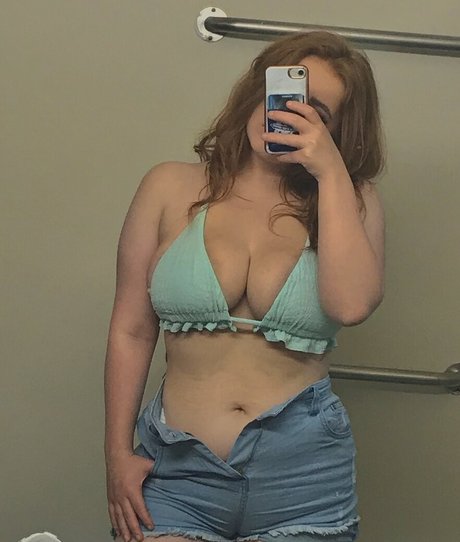basicallycatx nudes star galleries