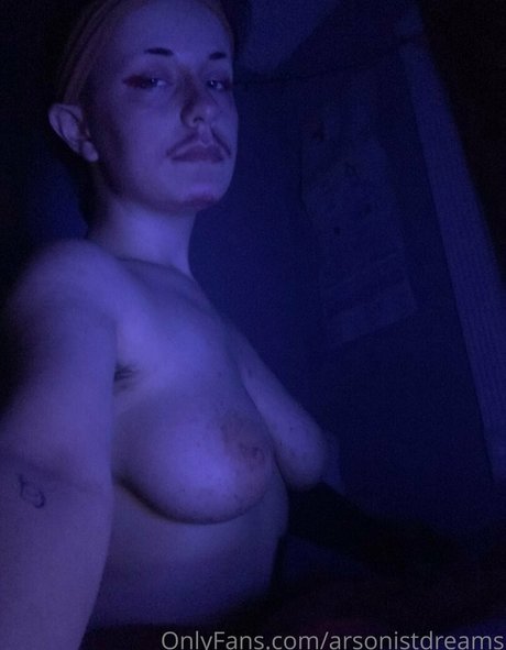 arsonistdreams star nudes image