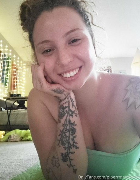 PiperMaePeach star nudes images