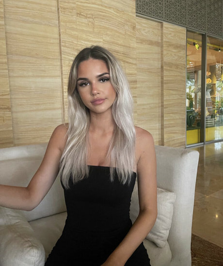 Indienna pornstar adult pics