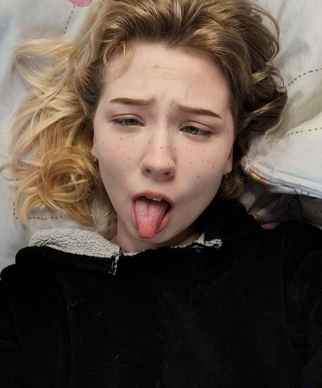 Jennyshine vip erotic model gallery