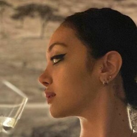 aysgencc art actress pics