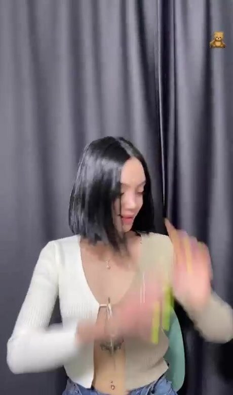 aysgencc nude model archive