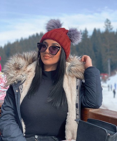 Emina Jahi pretty pornstar img