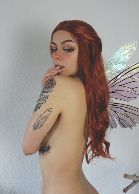 Sophia Does Random Stuff nude actress image