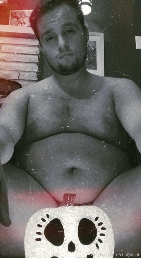 chubbicub erotic pornstar img
