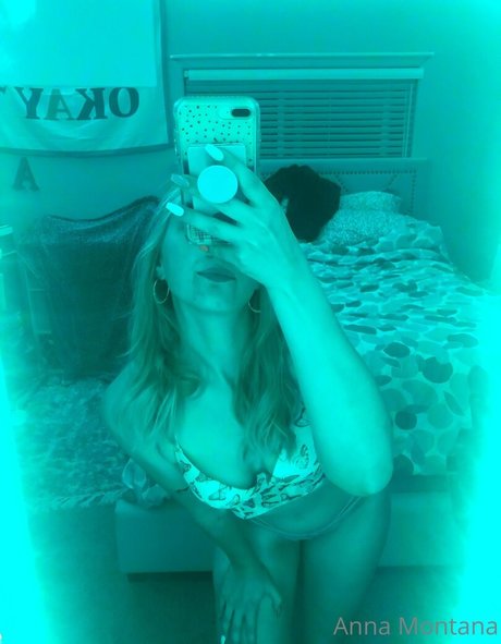 anna1001 art actress galleries