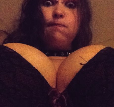 RainIsWet beautiful model pics