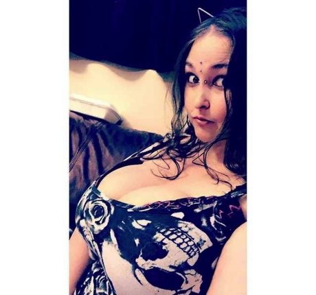 RainIsWet erotic pornstar photo