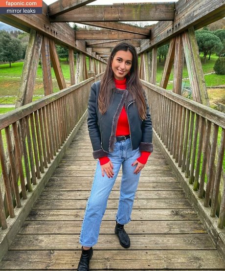 Giulia Daqna free actress images