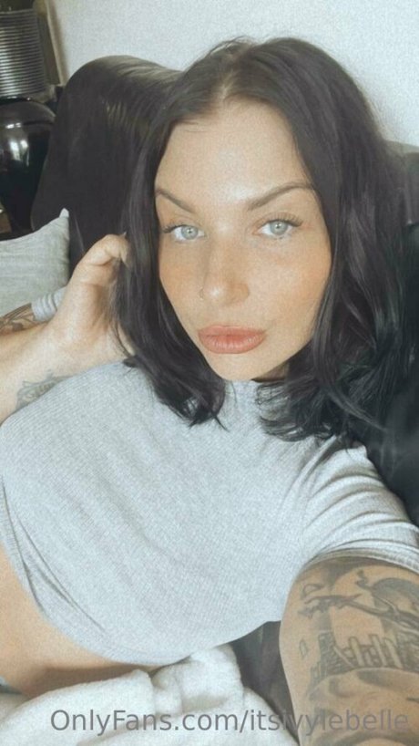 Kharina K nice model image