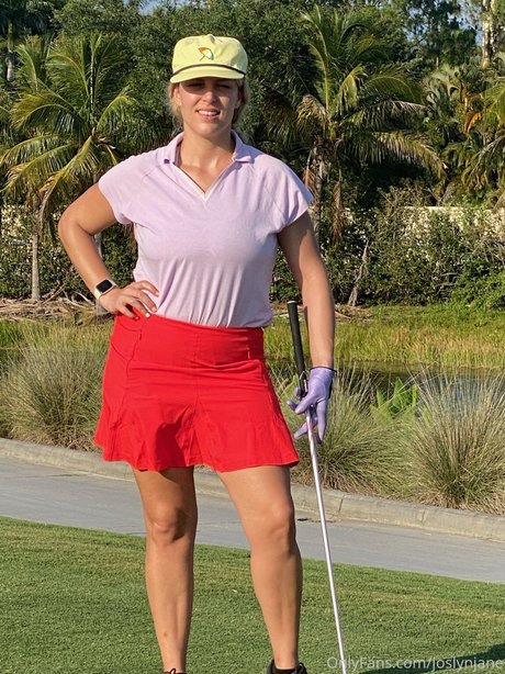 Joslyn Jane art model img