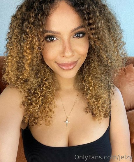 queen jelz erotic model images