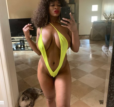 Nyla Storm nice pornstar img