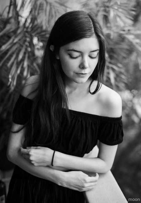 petite blonde milf onlyfans porno pictures