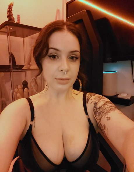 Aurora Haze star pornographic picture