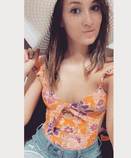 Sahara Summer free pornstar photo