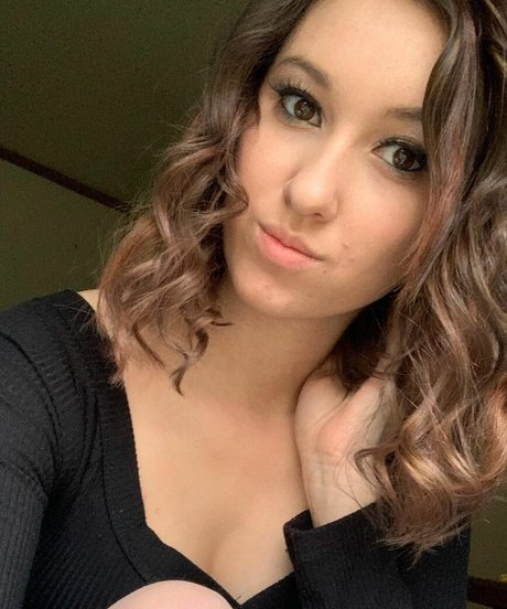 Sahara Summer beautiful pornstar pictures