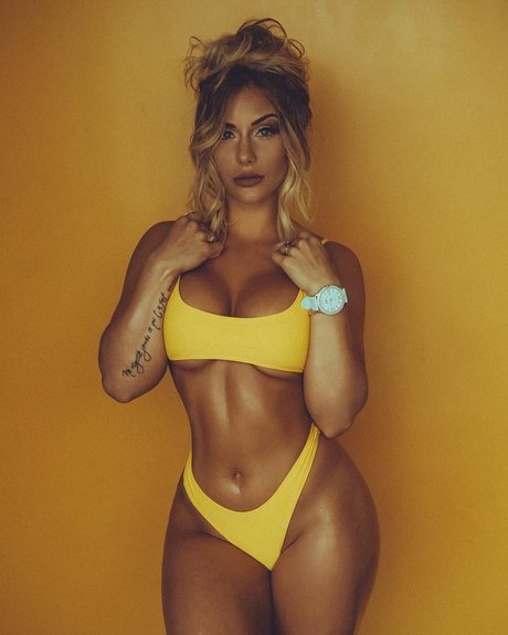 Marine Sainte star hot archive