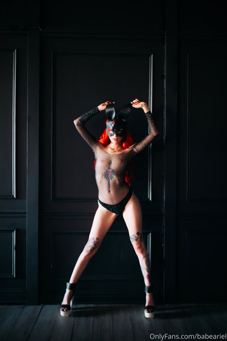 BabeAriel nude actress pics