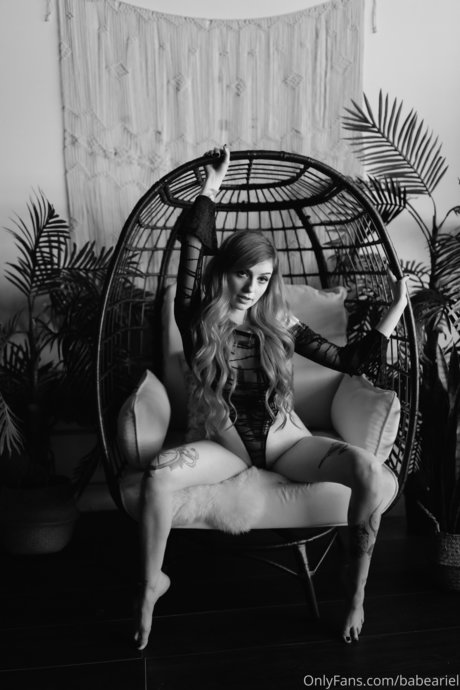 BabeAriel star pornographic pic