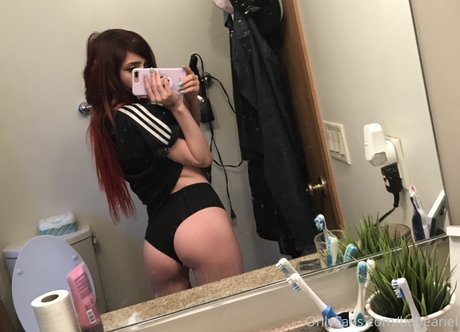 BabeAriel pornstar pretty gallery