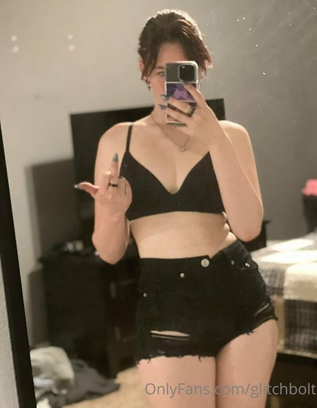 Glitchbolt pornographic star images