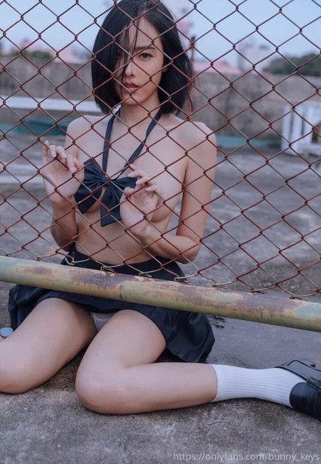 Bunny Keys nudes model gallery