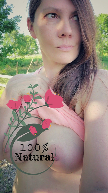 Caterina Mia star hot photos