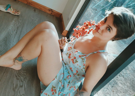 lilukilla pornographic model pic