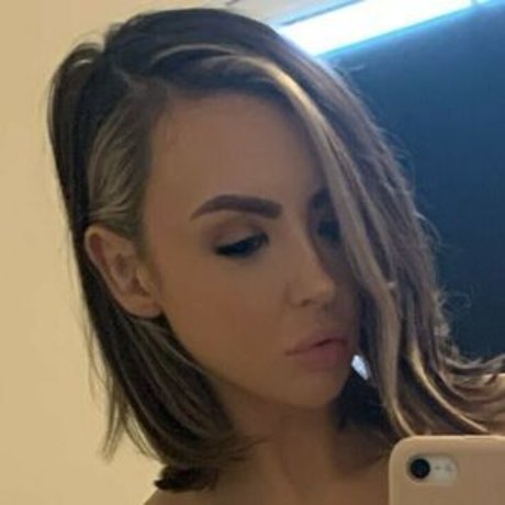 Bouxxx top pornstar photo