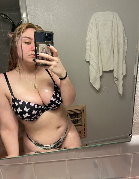 cherrybae perfect model picture