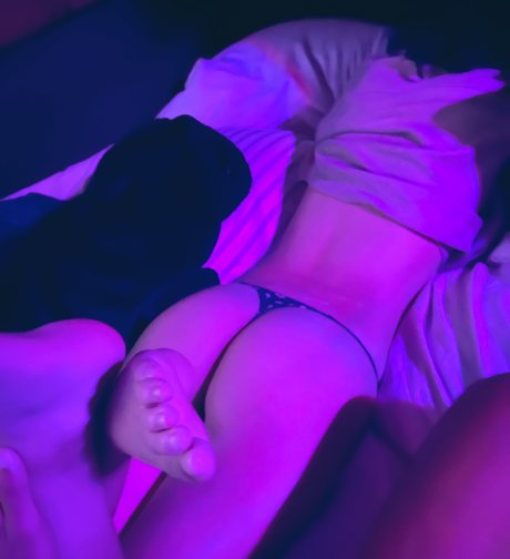 little sister_ naked actress archive