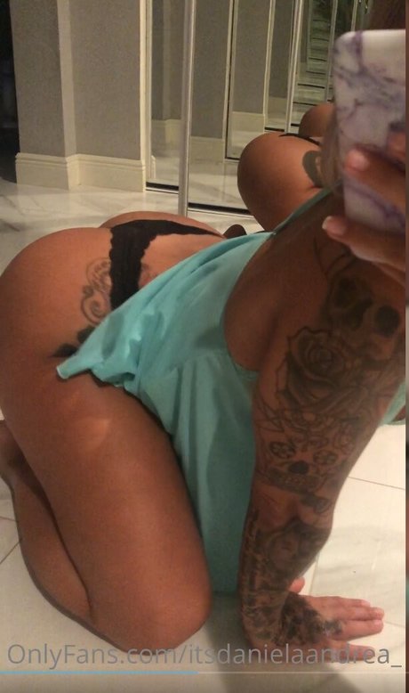 itsdanielaandrea model xxx img