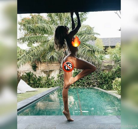 Anna Aksyuk perfect star photo