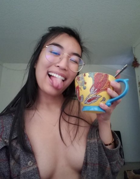 Ava Tran pornographic star galleries