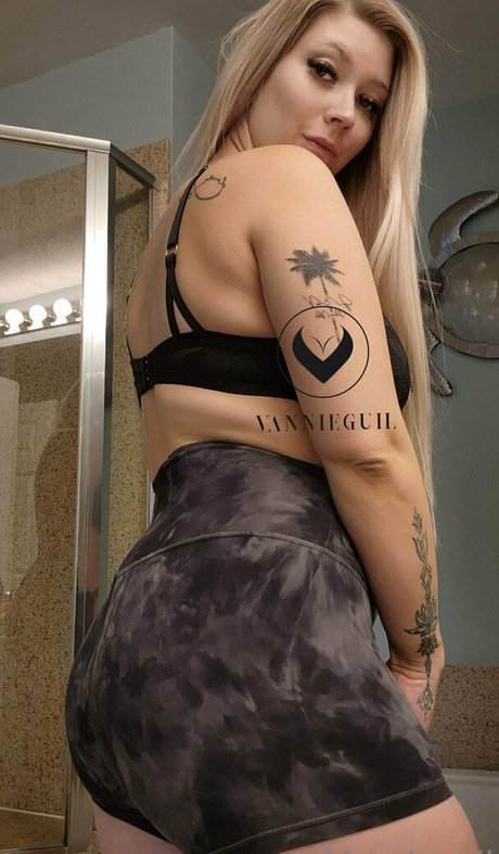 Vannieguil pornographic star galleries