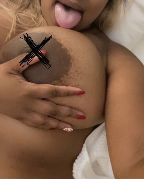 billiondollarboobs top actress pictures