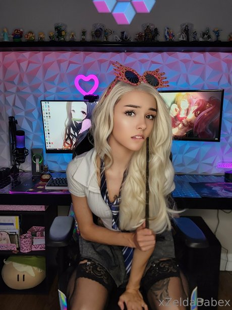 xzeldababex porn star images