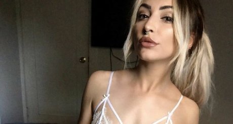 Miss angeliquew model sexy gallery