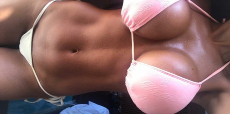 miini pretty model galleries