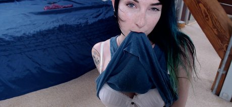 IvyLaura perfect actress images