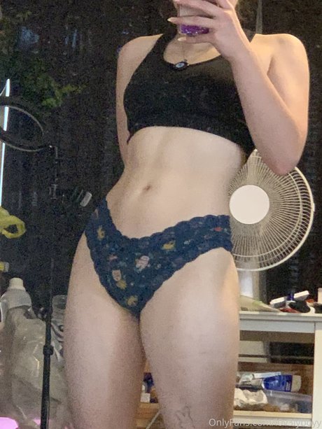 l0v3lyboyy model hot pictures