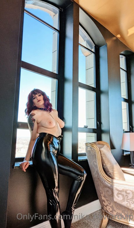 Nika Howard star porn pics